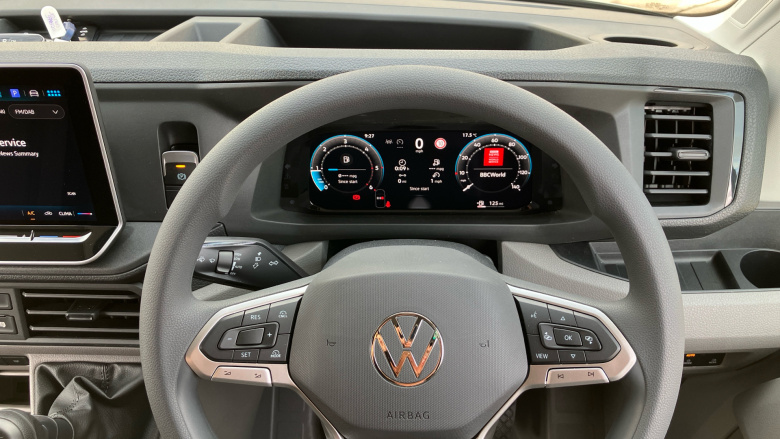 Volkswagen Crafter Cr35 Lwb Diesel Fwd 2.0 TDI 140PS Commerce Plus High Roof Van